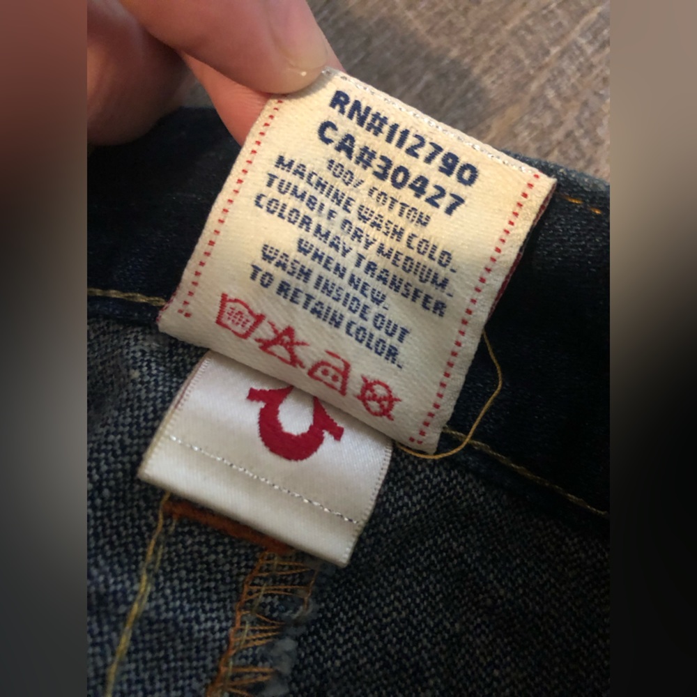 TRUE RELIGION JEANS - Picture 4 of 15